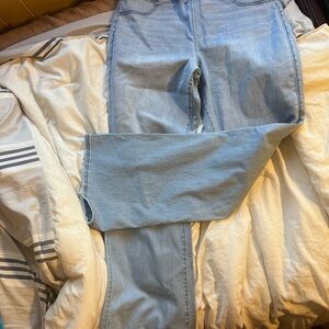 American Eagle Luxe Stretch Pull on Jean